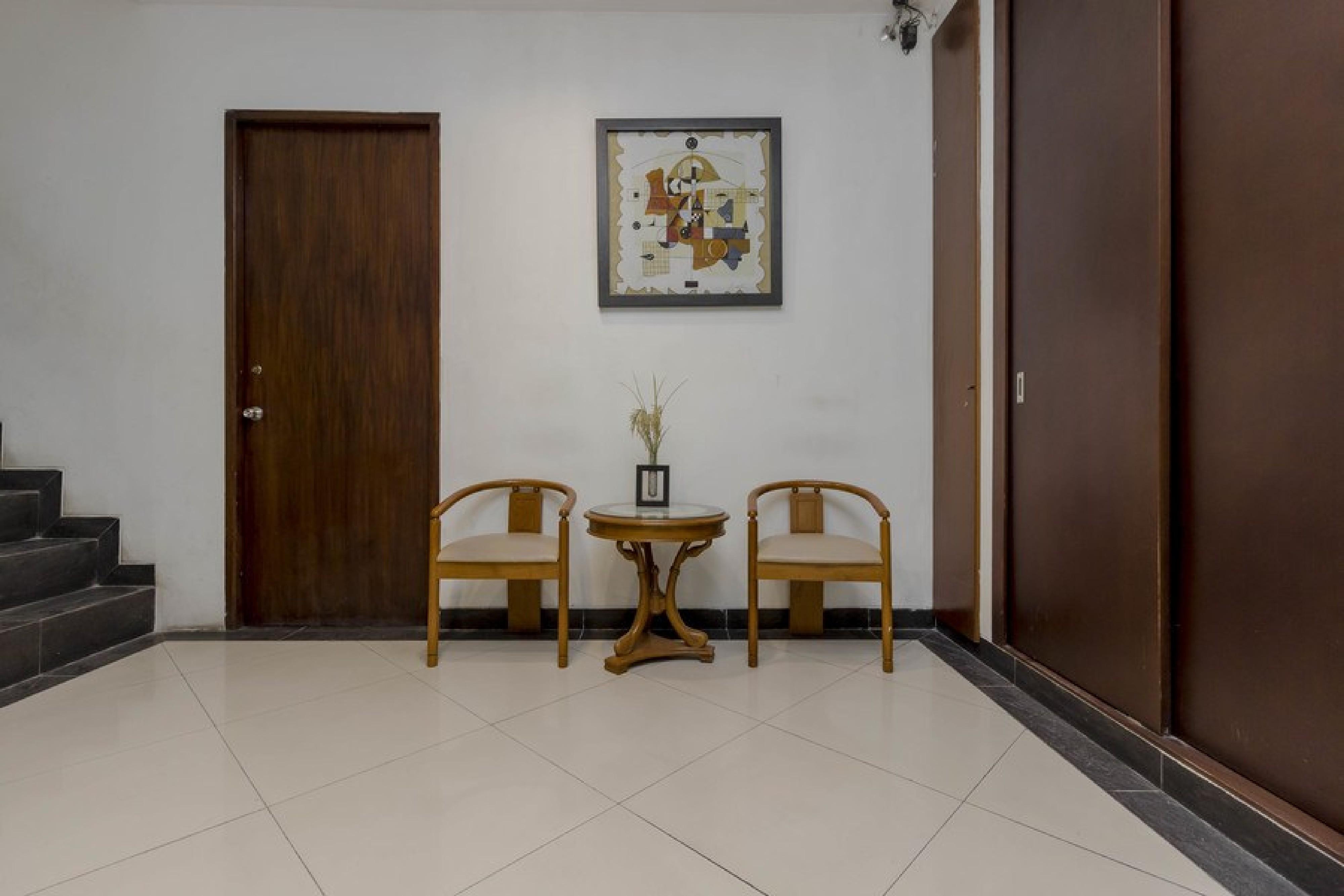 เรดดอร์ซ พลัซ แอท ปาซาร์ บารู Hotel จาการ์ตา ภายนอก รูปภาพ