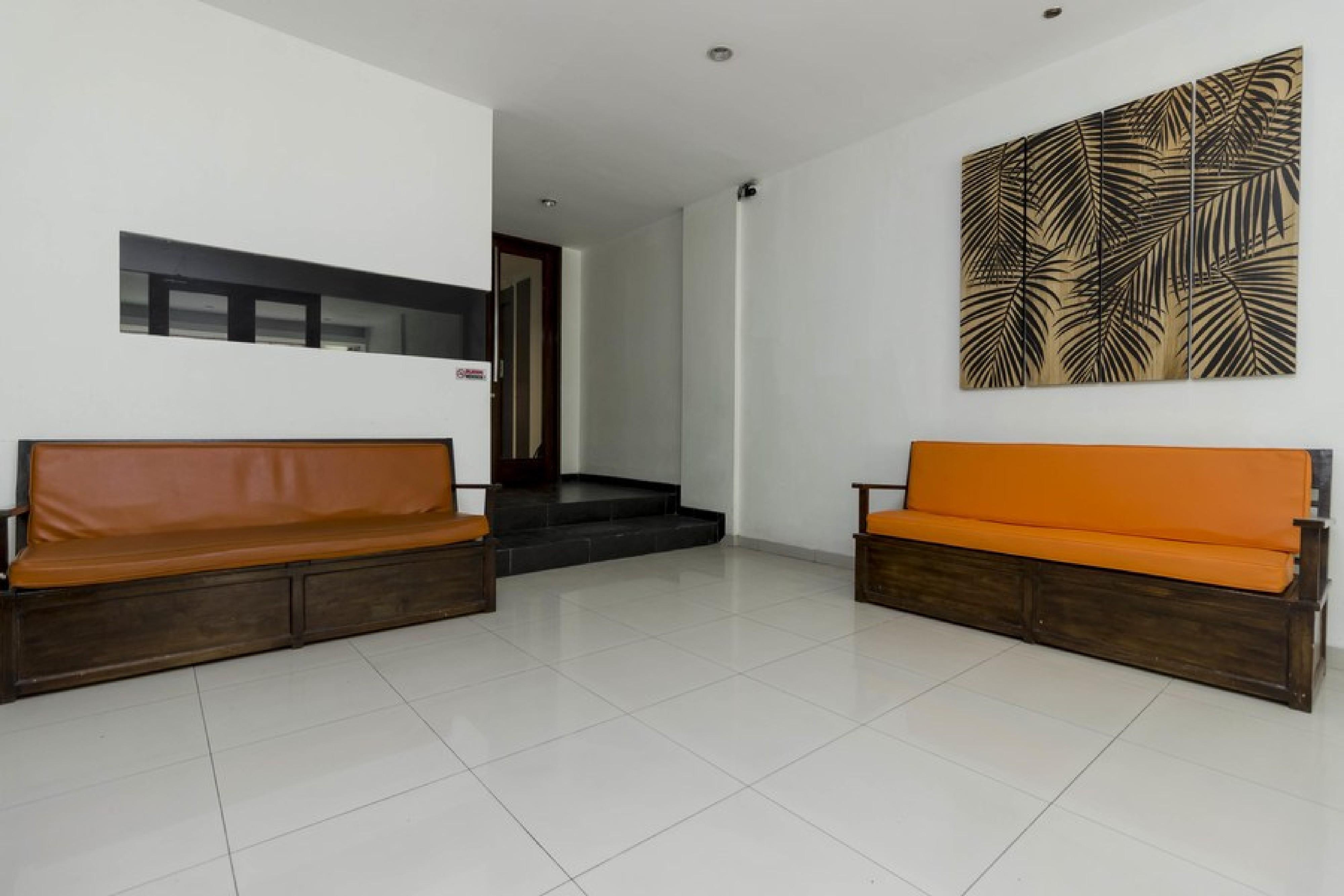 เรดดอร์ซ พลัซ แอท ปาซาร์ บารู Hotel จาการ์ตา ภายนอก รูปภาพ